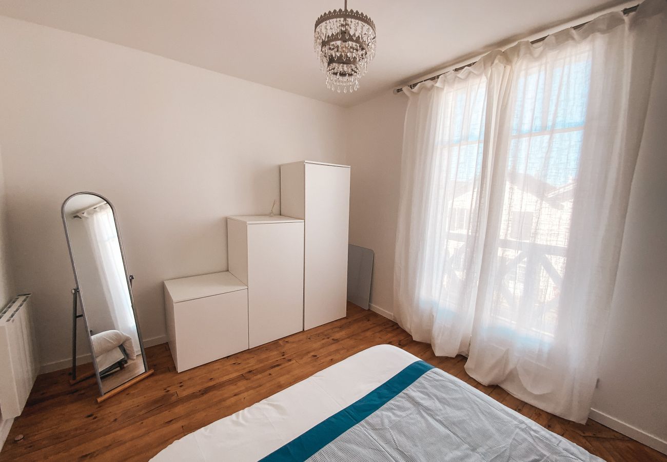 Apartamento en Biarritz - GRITXU- Playa & Tiendas, apartamento moderno para 4 personas