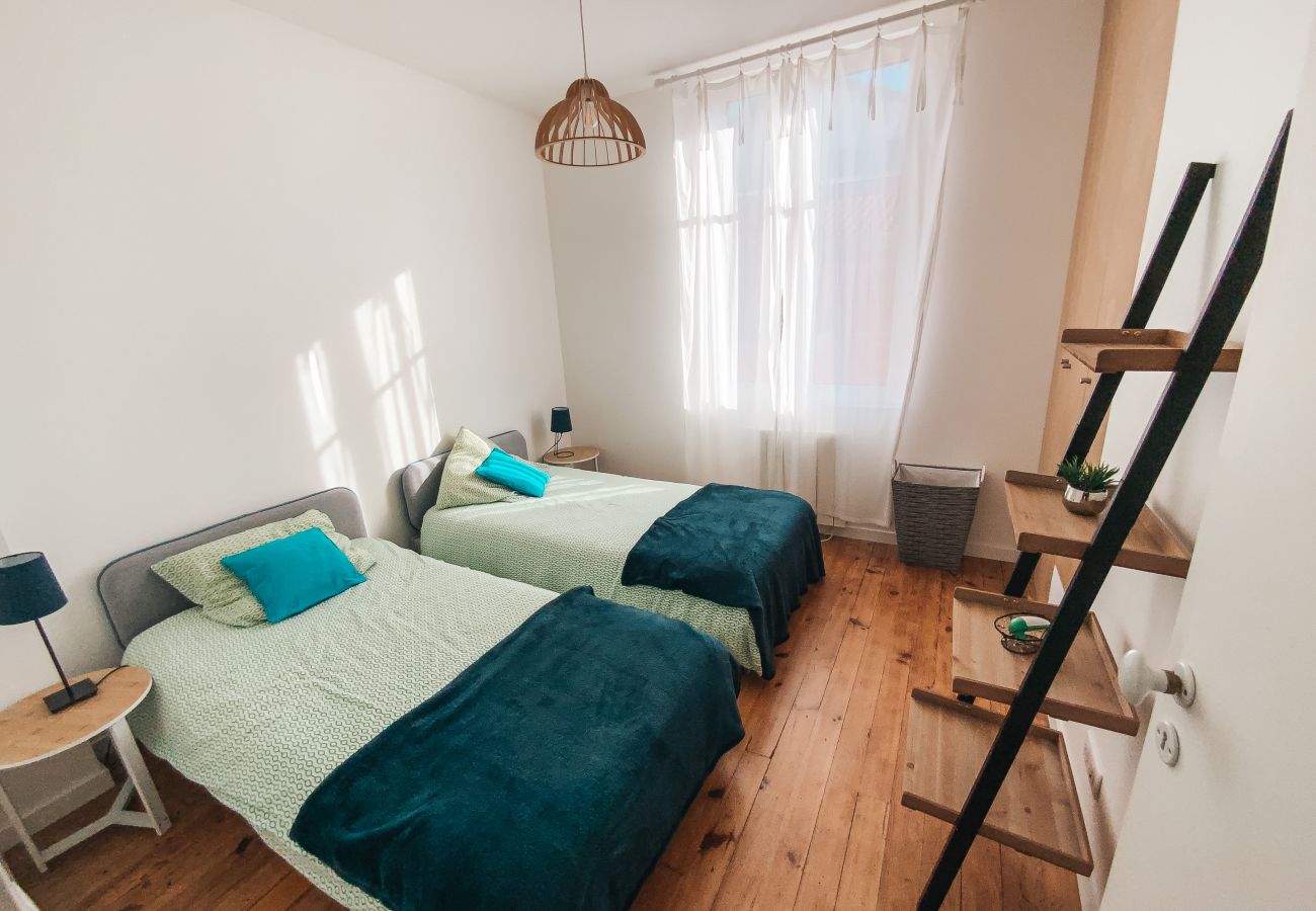 Apartamento en Biarritz - GRITXU- Playa & Tiendas, apartamento moderno para 4 personas