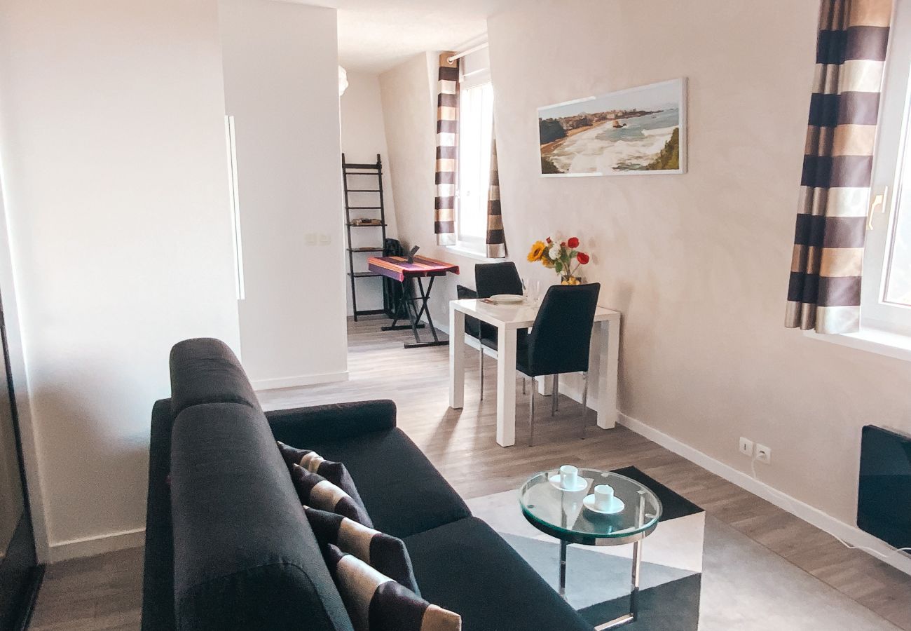 Apartamento en Biarritz - ZERUA Estudio con vistas al centro de la ciudad 4 pers